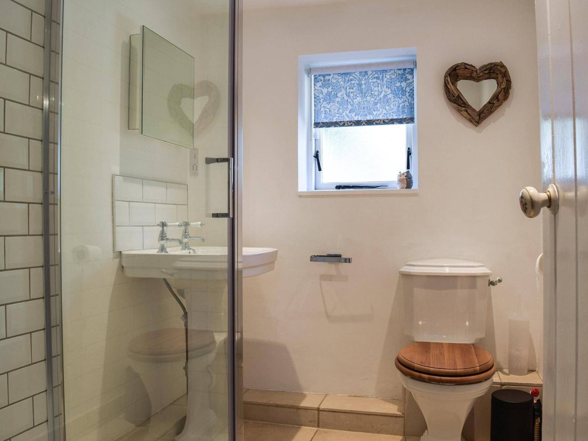 Wayside Cottage Adstock المظهر الخارجي الصورة